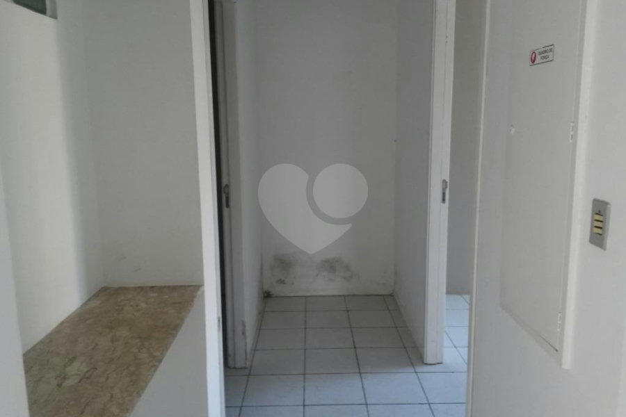 Sobrado à venda com 15 quartos, sendo 3 suítes, em Tucuruvi, São Paulo, SP