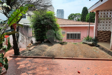Casa Térrea à venda com 3 quartos, sendo 1 suíte, em Brooklin, São Paulo, SP