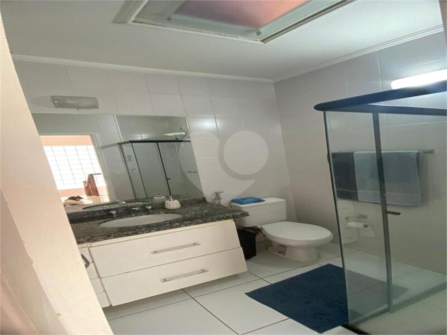 Casa à venda com 3 quartos, sendo 1 suíte, no condomínio Residencial Green Village, Indaiatuba - SP