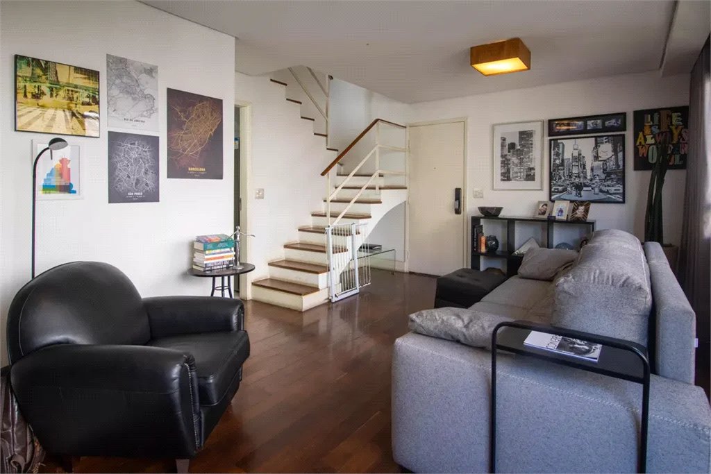 Duplex à venda com 2 suítes em Jardim Londrina, São Paulo, SP
