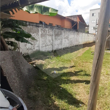 Casa à venda com 3 quartos em Alvinópolis, Atibaia, SP
