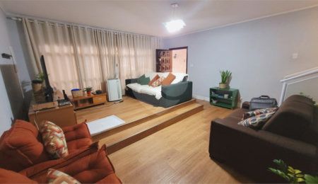Casa à venda com 4 quartos, sendo 1 suíte,  em Vila Matilde, São Paulo, SP