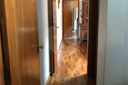 Sobrado à venda ou para alugar com 4 quartos, sendo 1 suíte, em Brooklin Paulista, São Paulo, SP