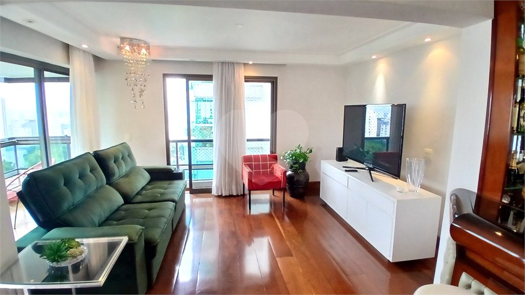 Apartamento à venda com 4 quartos, sendo 2 suítes, em Santana, São Paulo, SP