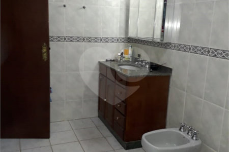 Chácara à venda com 4 quartos, sendo 1 suíte,  em Chácaras Polozzi, Louveira, SP