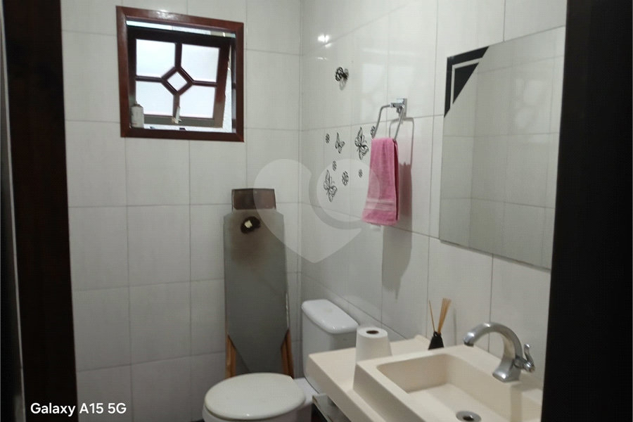 Sobrado à venda com 3 quartos, sendo 1 suíte, em Itaquera, São Paulo, SP
