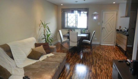 Casa à venda com 3 quartos, sendo 1 suíte,  no condomínio Residencial Morada do Horto, São Paulo - SP