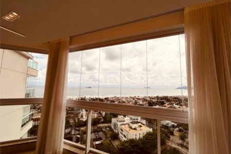 Apartamento com 3 dormitórios à venda, 285 m² por R$ 3.490.000,00 - Jardim Virginia - Guarujá/SP