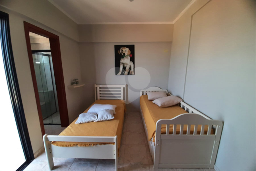 Apartamento à venda com 2 quartos, sendo 1 suíte, em Vera Cruz, Mongaguá, SP