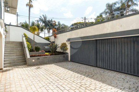 Casa Térrea à venda com 3 quartos, sendo 1 suíte, em Vila Inah, São Paulo, SP
