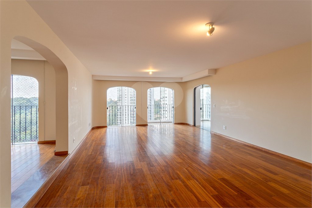 Apartamento à venda ou para alugar com 4 suítes em Alto da Boa Vista, São Paulo, SP