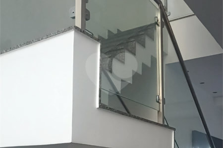 Casa à venda com 3 quartos, sendo 1 suíte, no condomínio Mansões da Prata, Rio de Janeiro - RJ