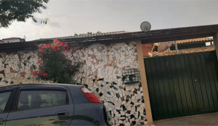 Casa Térrea à venda com 3 quartos, sendo 1 suíte,  em Capela, Vinhedo, SP