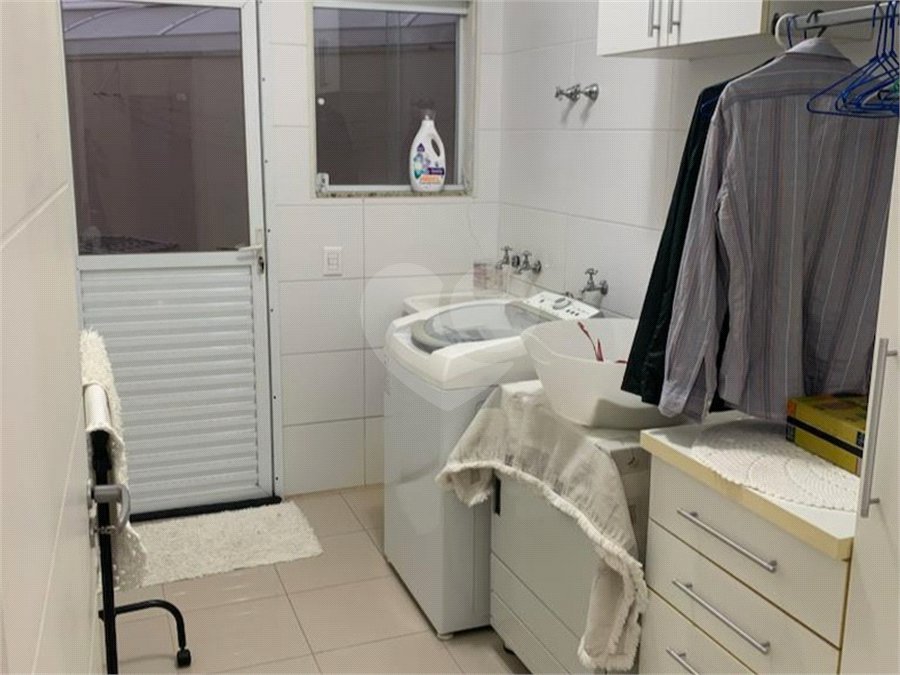 Casa à venda com 3 suítes no condomínio Residencial Villa dos Inglezes, Sorocaba - SP