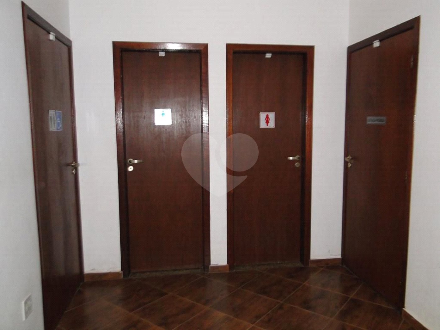 Terreno à venda ou para alugar com 2 quartos, sendo 1 suíte, em Parque Edu Chaves, São Paulo, SP