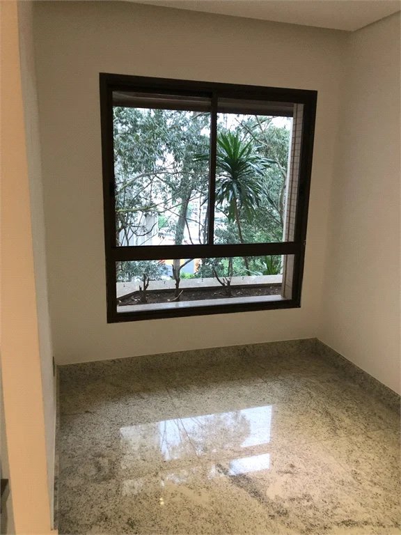 Apartamento à venda com 4 suítes em Vila Suzana, São Paulo, SP