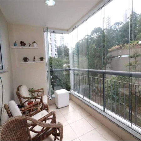 Apartamento à venda com 3 quartos, sendo 1 suíte, em Vila Andrade, São Paulo, SP