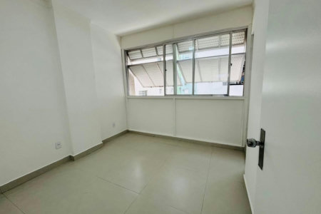 Apartamento com 2 dormitórios à venda, 85 m² por R$ 680.000,00 - Pompéia - Santos/SP
