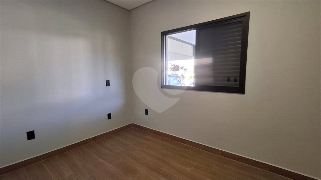 Casa à venda com 3 quartos, sendo 1 suíte, no condomínio Horto Florestal 1, Sorocaba - SP