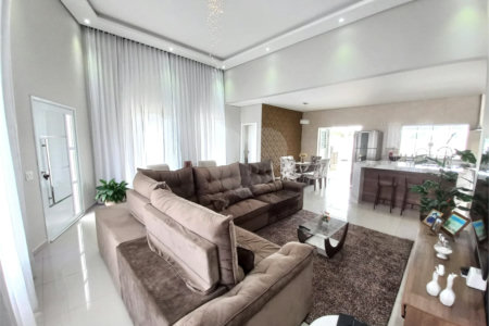 Casa à venda com 3 quartos, sendo 1 suíte,  no condomínio Villagio Milano, Sorocaba - SP