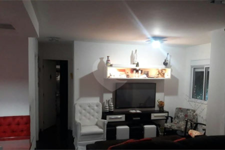 Apartamento à venda com 2 quartos, sendo 1 suíte,  em Jardim Parque Morumbi, São Paulo, SP