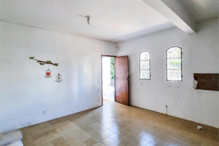 Sobrado à venda com 5 quartos em Vila Indiana, São Paulo, SP