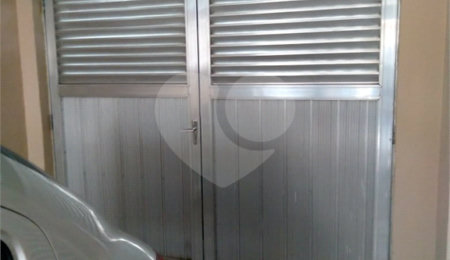 Casa Térrea à venda com 3 quartos, sendo 1 suíte,  em Vila Galvão, Guarulhos, SP