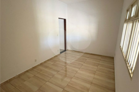 Casa Térrea à venda com 2 quartos em Jardim América, Poá, SP