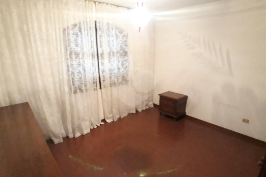 Sobrado à venda com 4 quartos, sendo 2 suítes, em Santana, São Paulo, SP
