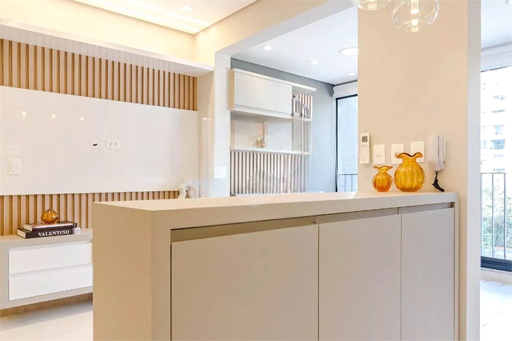 Apartamento à venda com 2 quartos, sendo 1 suíte, em Pinheiros, São Paulo, SP