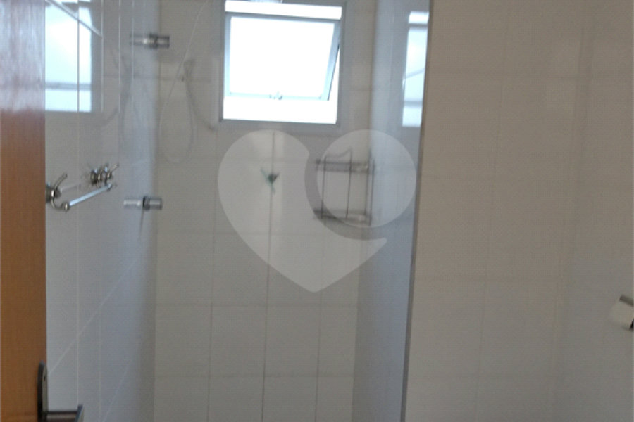 Casa à venda com 2 suítes no condomínio Residencial, São Paulo - SP
