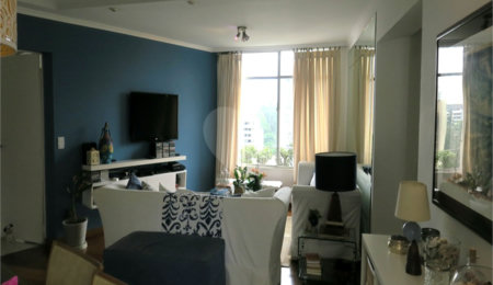 Apartamento à venda com 3 quartos, sendo 1 suíte,  em Vila Andrade, São Paulo, SP