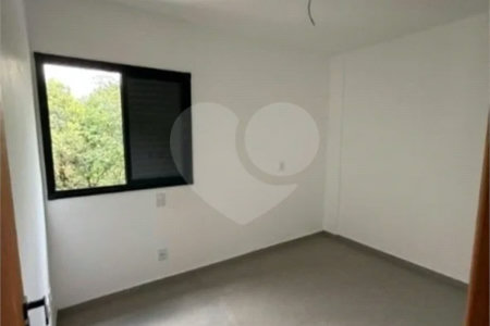Apartamento com 80,66m², 2 dormitórios, 1 vaga, à venda no Parque Erasmo Assunção em Santo André.