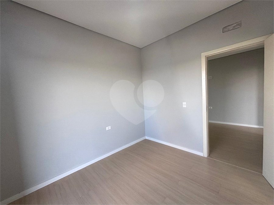 Casa à venda com 3 suítes no condomínio Helena Maria, Sorocaba - SP