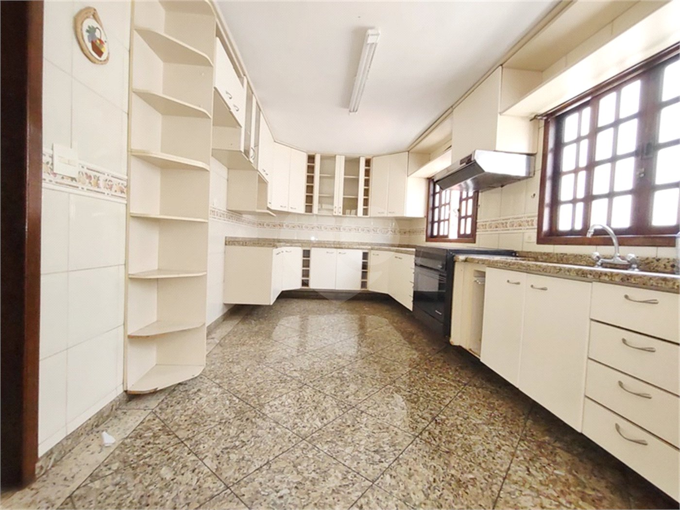 Casa à venda com 3 quartos, sendo 1 suíte, em Vila Mazzei, São Paulo, SP