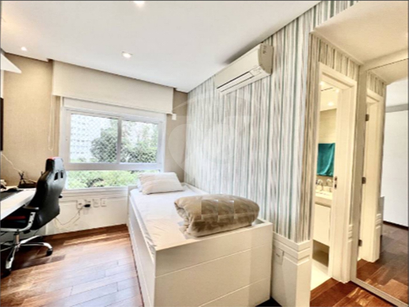 Apartamento à venda ou para alugar com 4 suítes em Santa Teresinha, São Paulo, SP