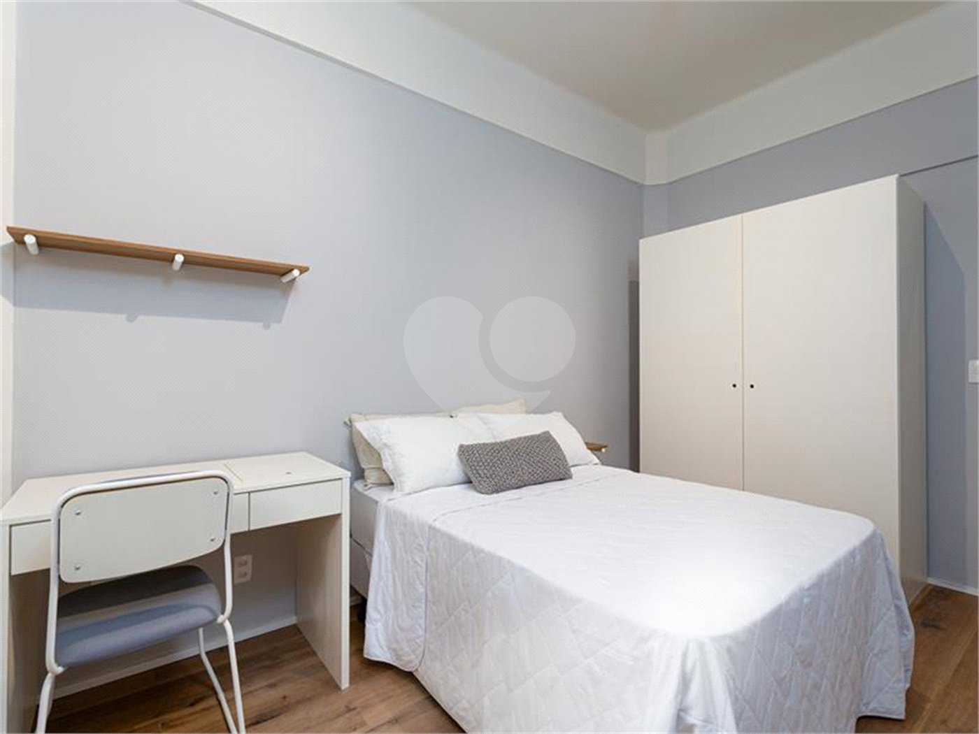 Apartamento à venda com 4 quartos, sendo 1 suíte, em Pinheiros, São Paulo, SP