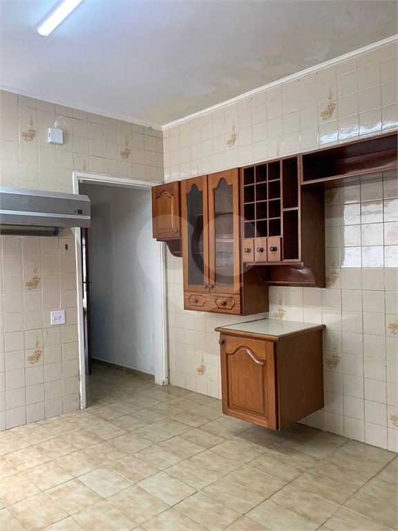 Sobrado à venda com 3 quartos em Vila Progredior, São Paulo, SP