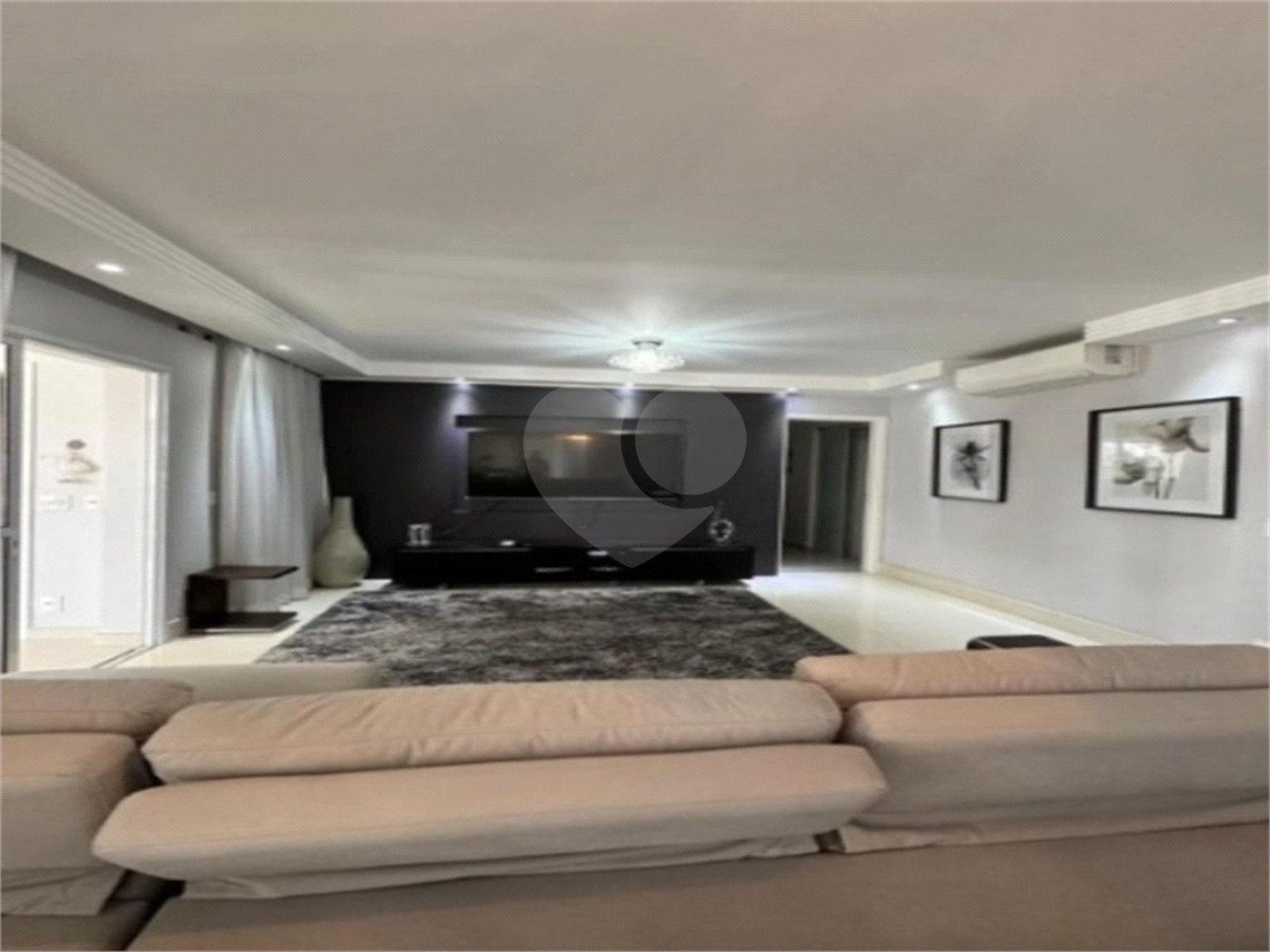 Apartamento à venda com 4 quartos, sendo 3 suítes, em Vila Regente Feijó, São Paulo, SP