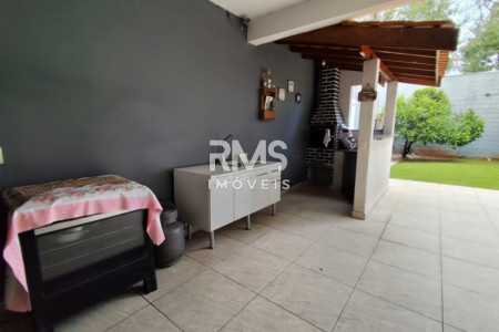 Casa à venda com 3 quartos, sendo 1 suíte,  em Rancho Grande, Itu, SP