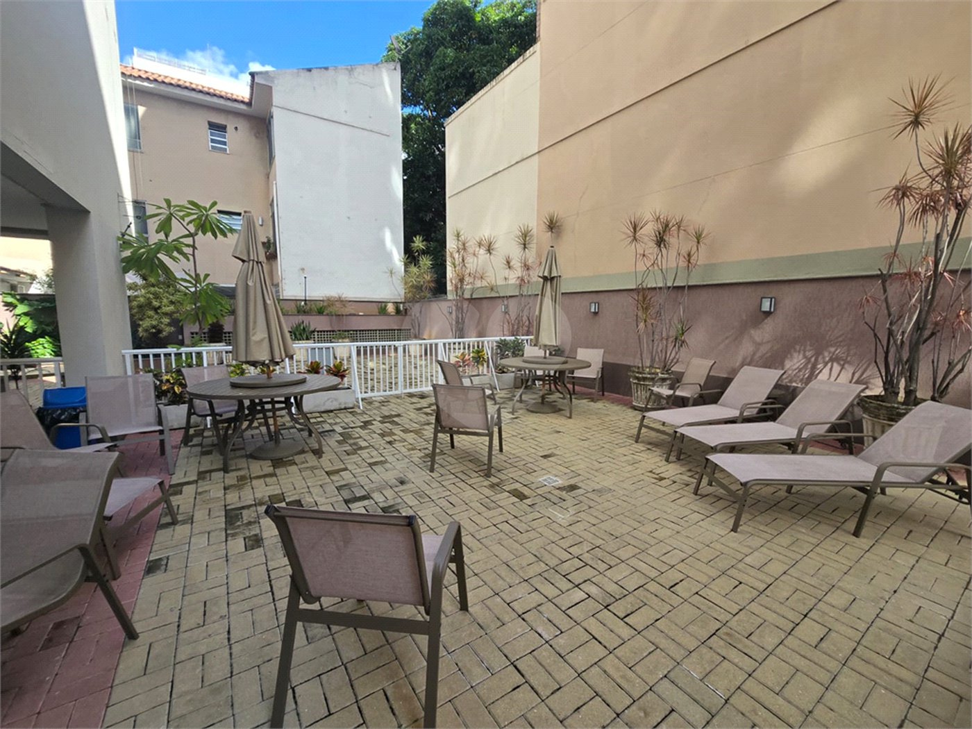 Apartamento à venda com 3 quartos, sendo 1 suíte, em Tijuca, Rio de Janeiro, RJ