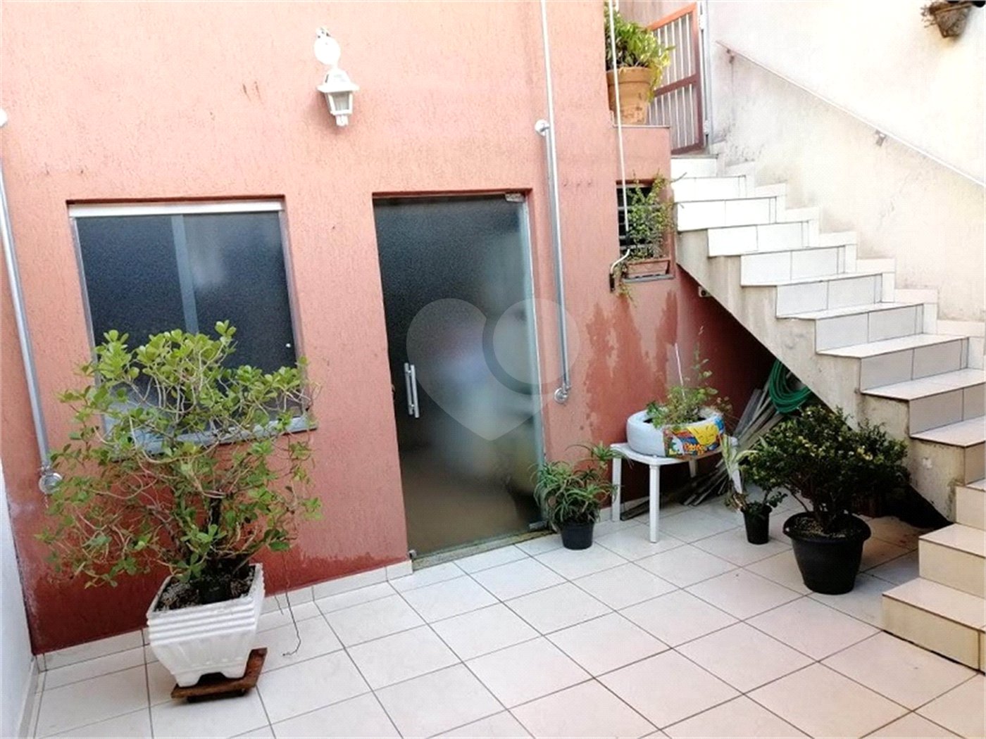 Sobrado à venda com 3 quartos, sendo 1 suíte, em Tremembé, São Paulo, SP