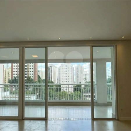 Apartamento à venda com 4 quartos, sendo 3 suítes,  em Jardim Monte Kemel, São Paulo, SP