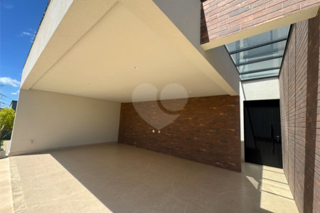 Casa à venda com 4 suítes no condomínio Villas do Golf, Itu - SP