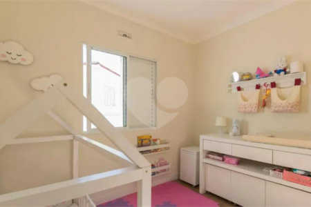 Sobrado à venda com 3 quartos, sendo 1 suíte, em Vila Firmiano Pinto, São Paulo, SP