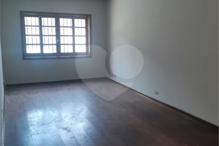 Sobrado à venda com 3 quartos, sendo 1 suíte, em Jardim Bonfiglioli, São Paulo, SP