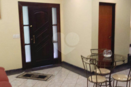 Sobrado à venda com 4 quartos, sendo 3 suítes, em Vila Maria Alta, São Paulo, SP