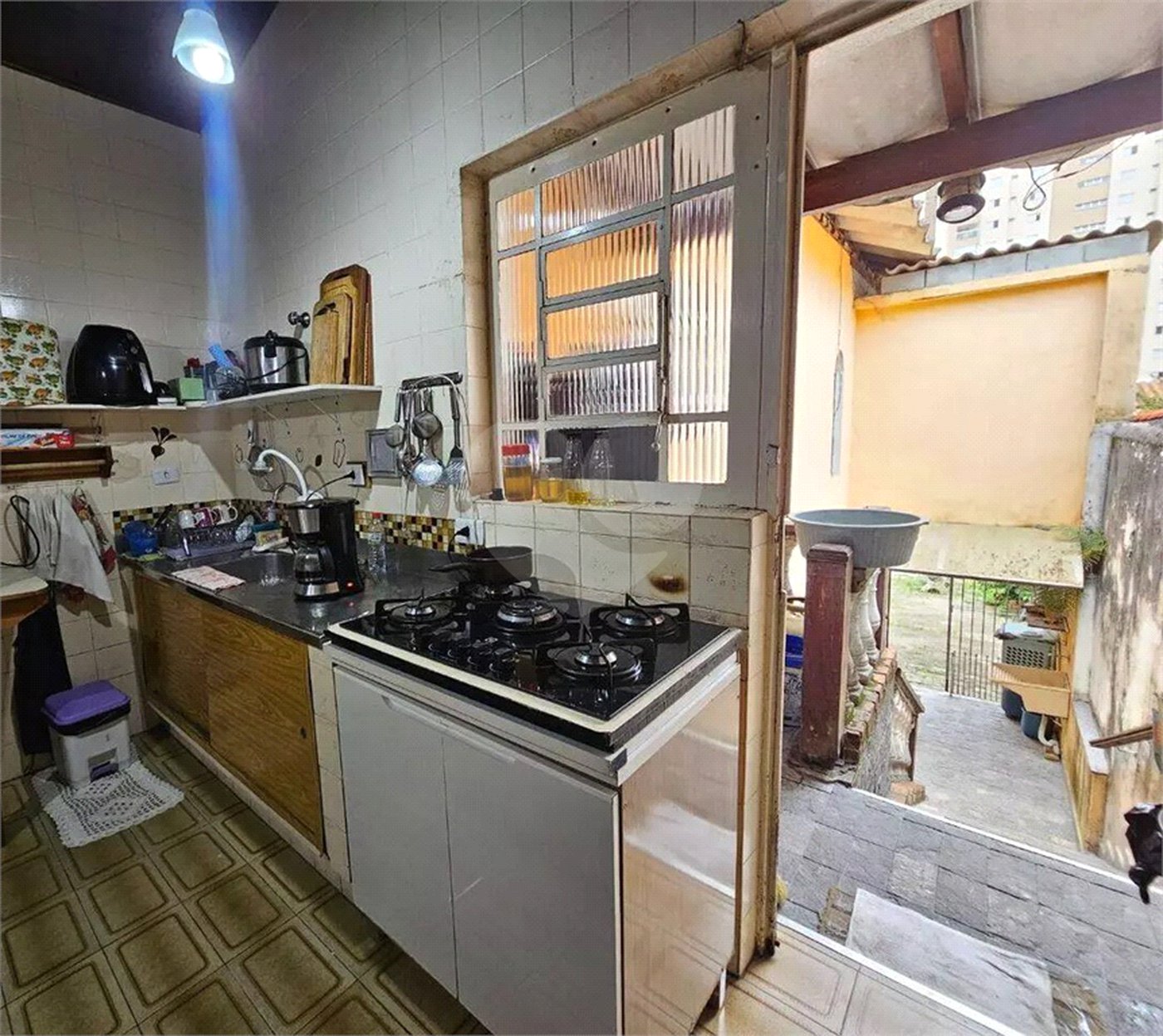 Casa Térrea à venda com 3 quartos, sendo 1 suíte, no Centro, Poá, SP