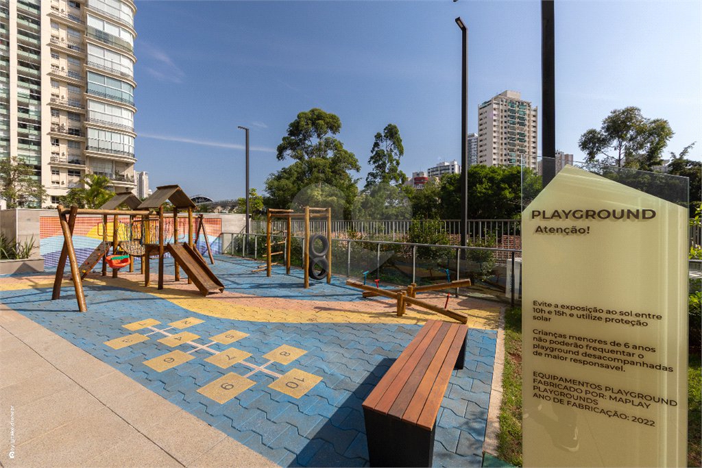Apartamento à venda com 4 quartos, sendo 2 suítes, em Campo Belo, São Paulo, SP
