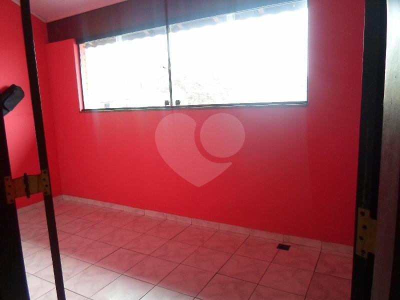 Sobrado à venda com 3 suítes em Vila Galvão, Guarulhos, SP